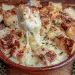 Gruyere and white wine cheese fondue - featured image