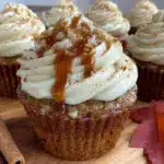 pumpkin spice latte cupcakes - featured image